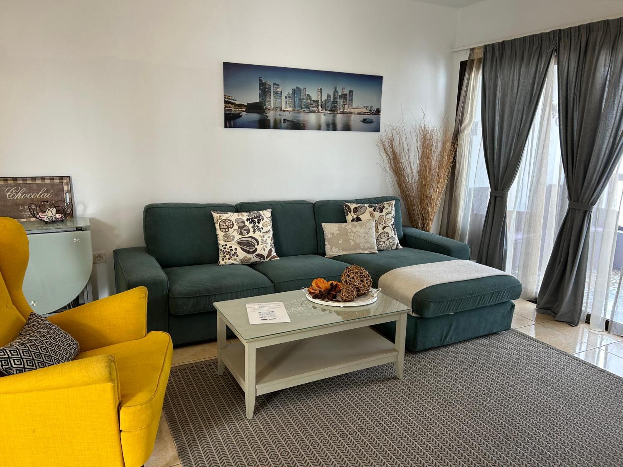 Appartement Stunning 2 Bedroom Vacation Vv On Seafront Puerto del Carmen (Lanzarote)