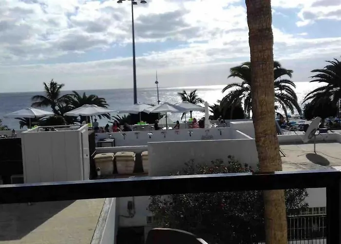 Stunning 2 Bedroom Vacation Rental Vv On Seafront